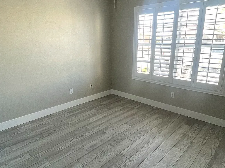 4625 E Dry Creek Rd — Photo 15