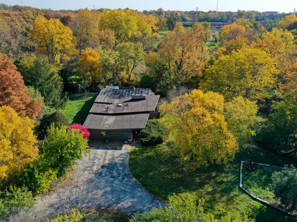 33 Yorkshire Woods, Oak Brook, IL 60523