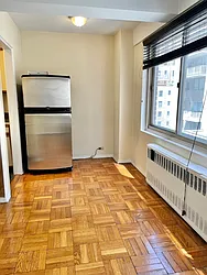 Rented by Peter Ashe