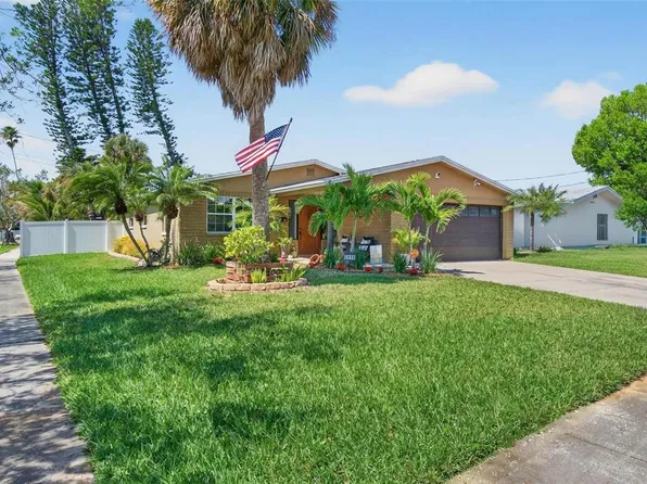 5900 Bayou Grande Blvd NE, Saint Petersburg, FL 33703