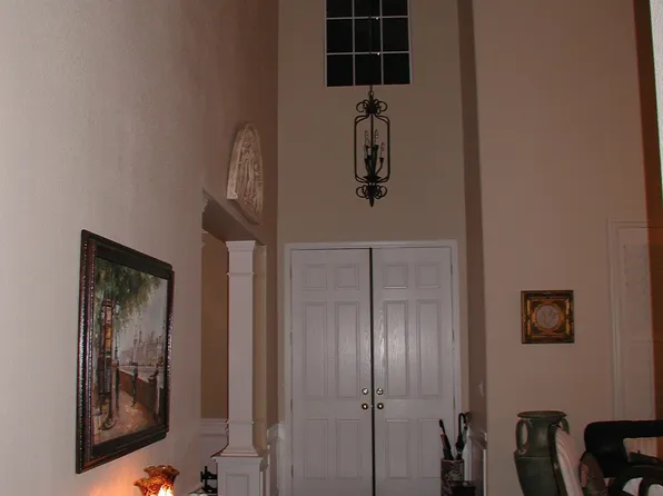 31 Rockmont Cir, Sacramento, CA 95835
