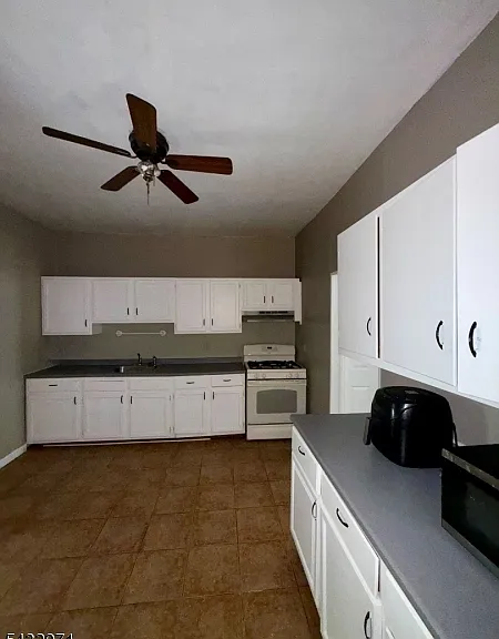 1084 Sanford Ave #A — Photo 12