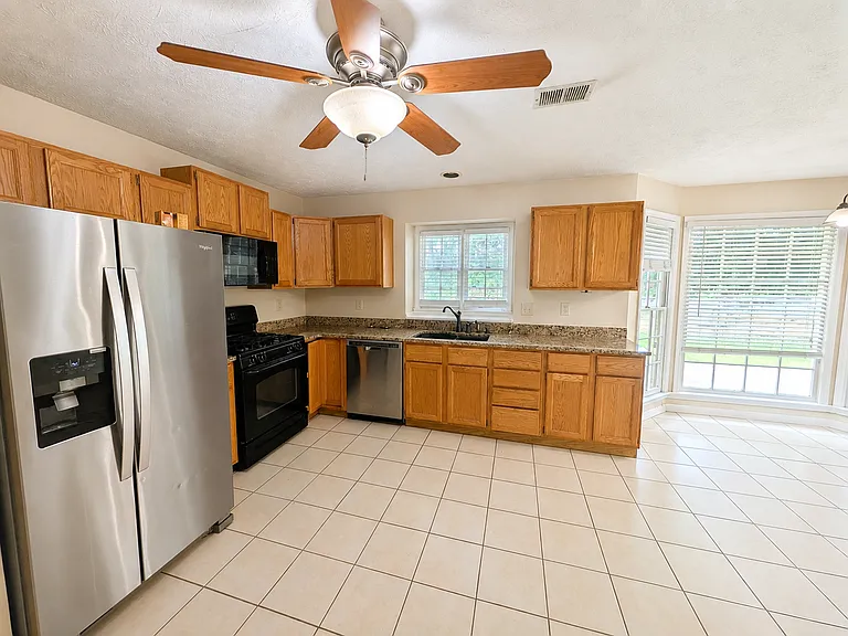 170 Pine Bridge Trl — Photo 8