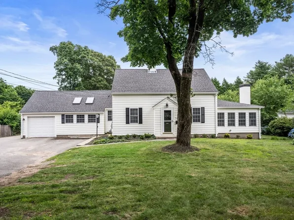 742 Neponset St, Norwood, MA 02062