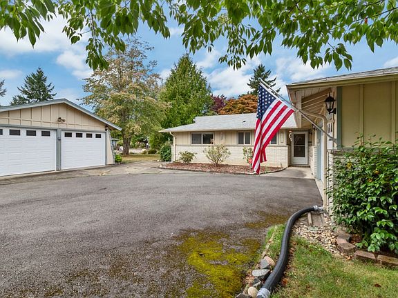 2nd image of 8311 Garnet Ln SW