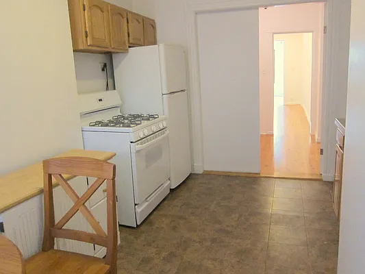 Rented by Chartwell Manhattan Realty | media 3