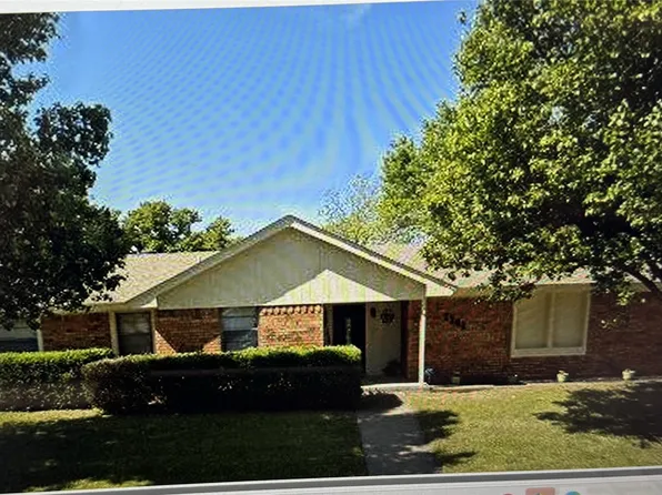 1306 Eldorado St, Bowie, TX 76230