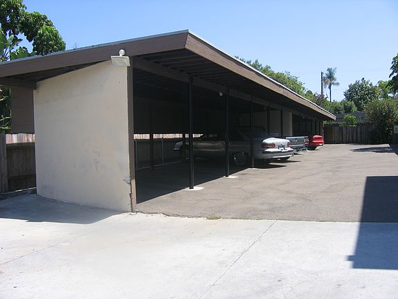 5th image of 4415 Rosebud Ln APT H