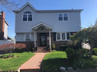 713 Jerusalem Ave, Uniondale, NY 11553
