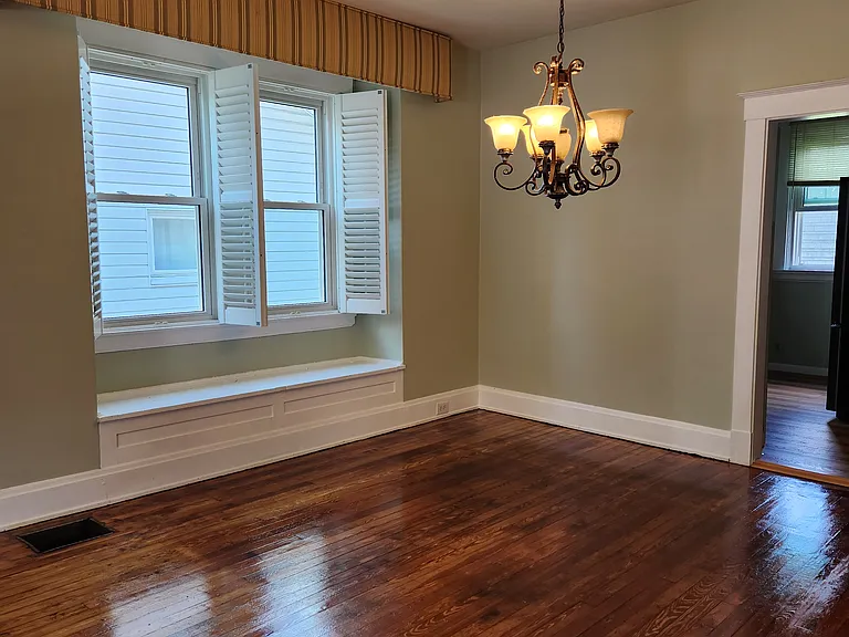 103 Joyce Ave — Photo 4