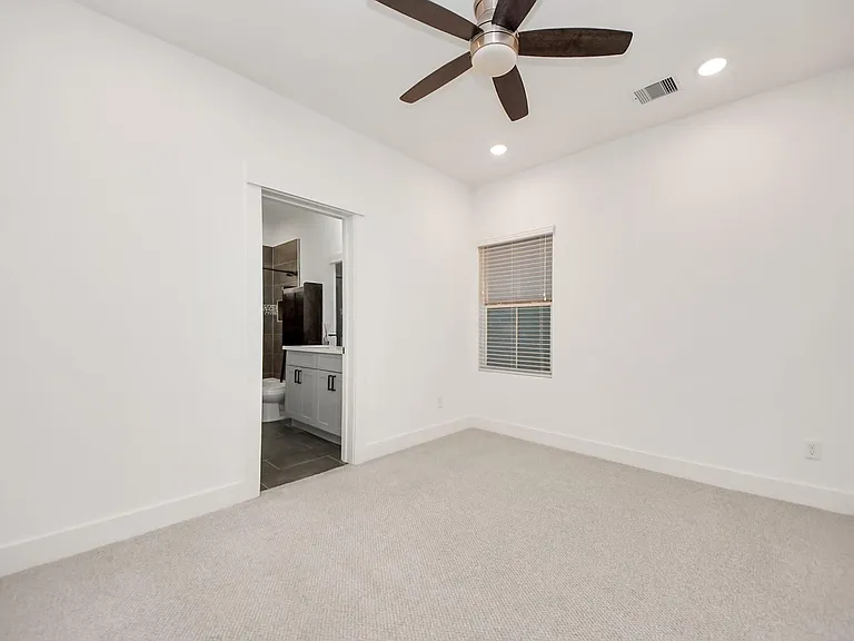 3010 Jensen Springs Ln — Photo 34