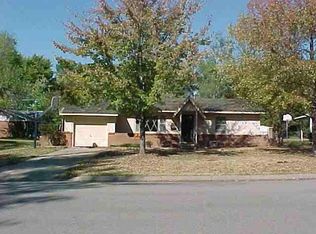 316 Warren Rd, El Dorado, KS 67042