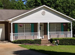 103 44th Avenue Pl NE, Hickory, NC 28601