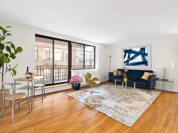 366 West 11th Street image 1 of 6