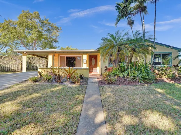 1334 N 30th Road, Hollywood, FL 33021