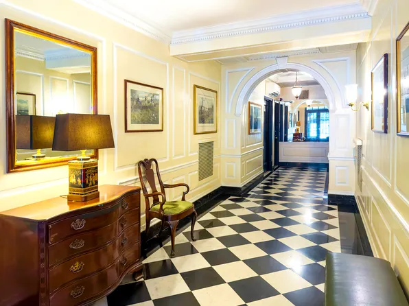 155 East 73rd Street 7B image 8 of 9