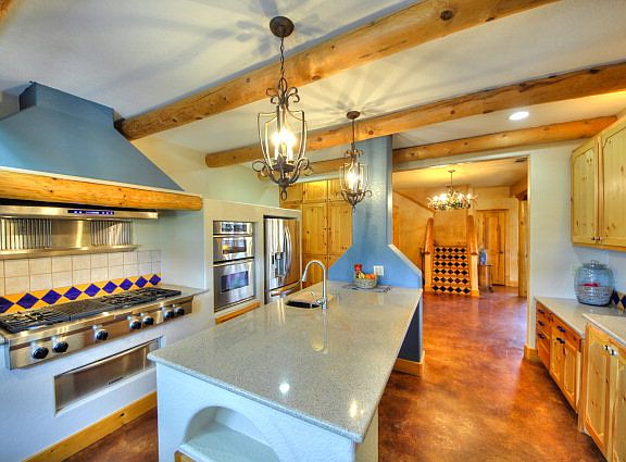 3rd image of 409 River View Dr