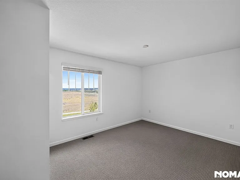 18274 Martinello Dr — Photo 21