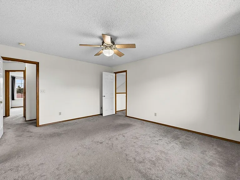 5660 Many Springs Dr — Photo 22