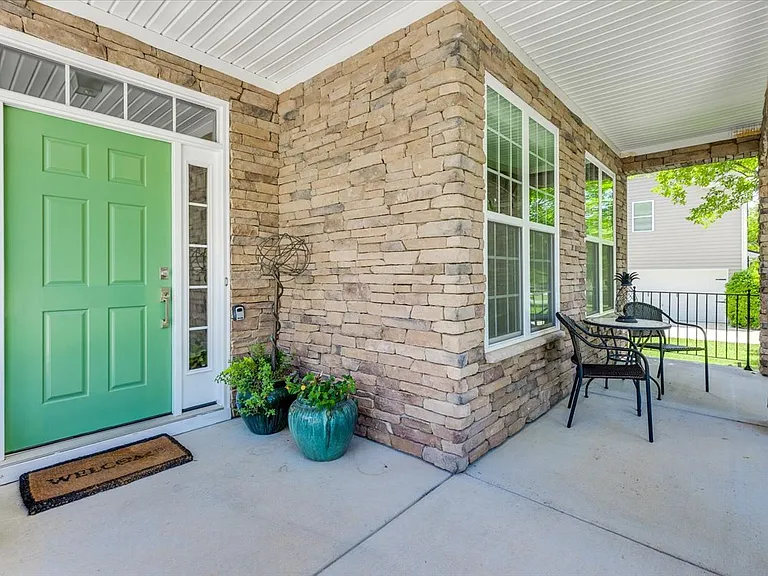 1007 Kaiser Way — Photo 4
