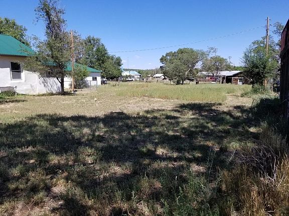 5th image of 290 Thompson Ave