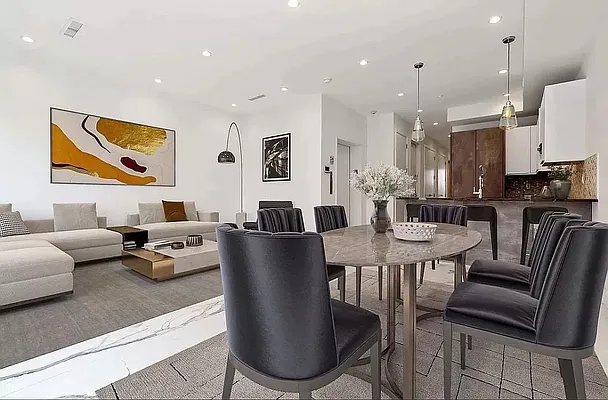 Rented by REAL New York | media 14