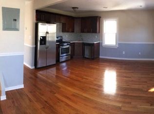 24130 143rd Ave #2, Rosedale, NY 11422