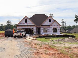 1982 Long Leaf Ln, Opelika, AL 36801