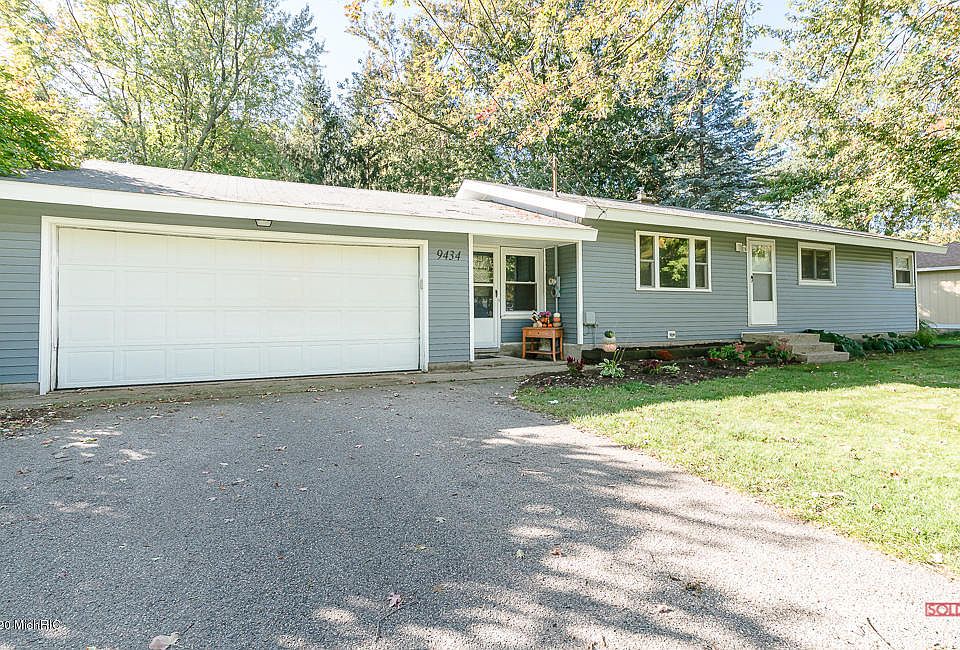 1st image of 9434 Marylou St