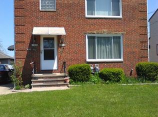 6818 Pelham Dr, Parma, OH