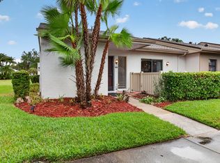 320 Michaels Cir, Oldsmar, FL 34677