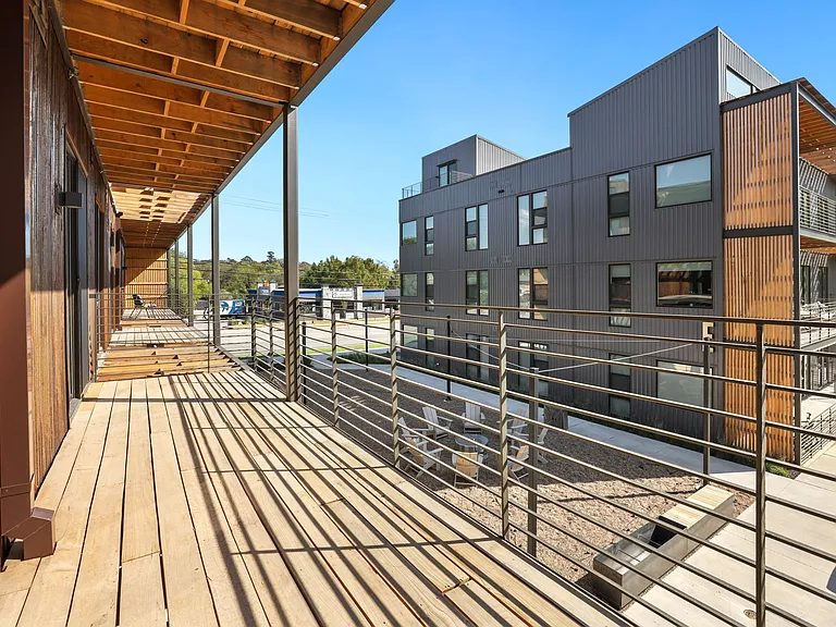 South Yard Lofts — Photo 6