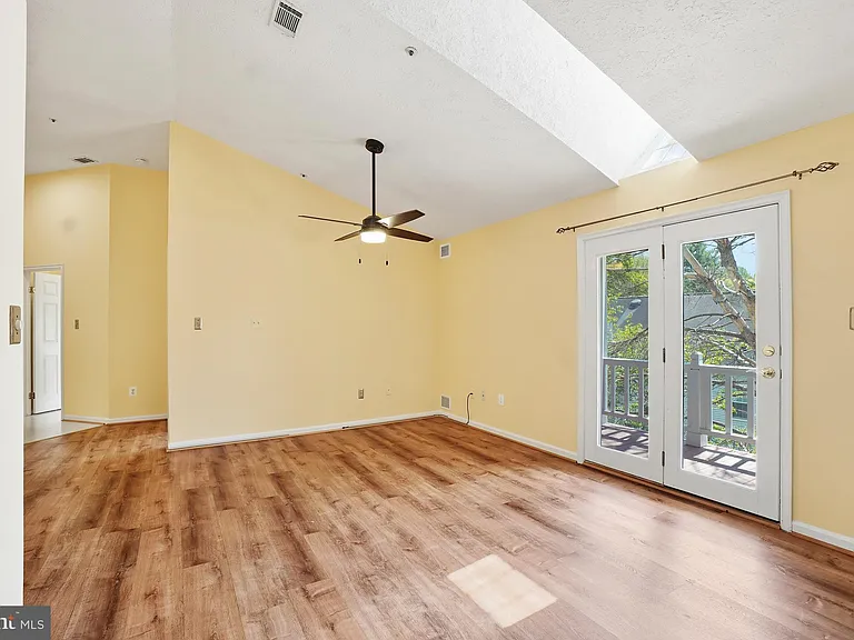 12220 Eagles Nest Ct #L — Photo 11