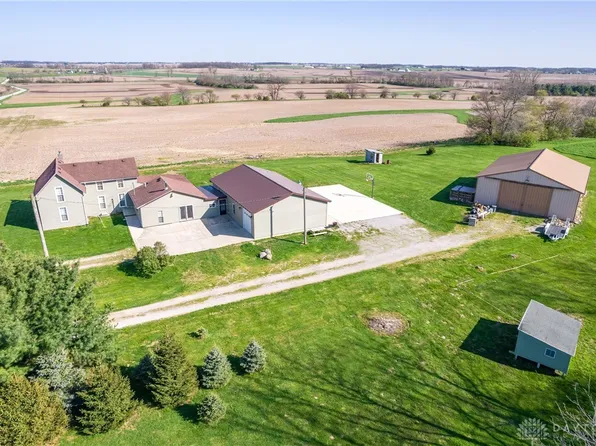 7257 London Rd, South Charleston, OH 45368