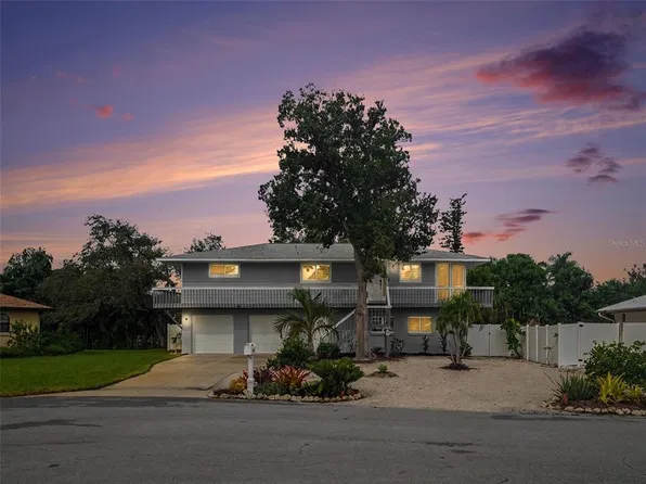 2208 78TH STREET W, BRADENTON, FL 34209