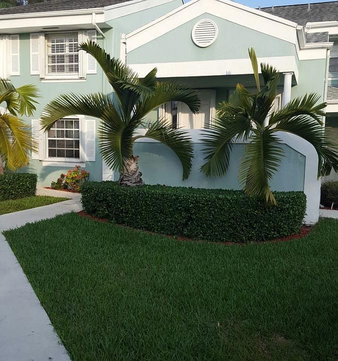 1st image of 2622 SE 21st Ct