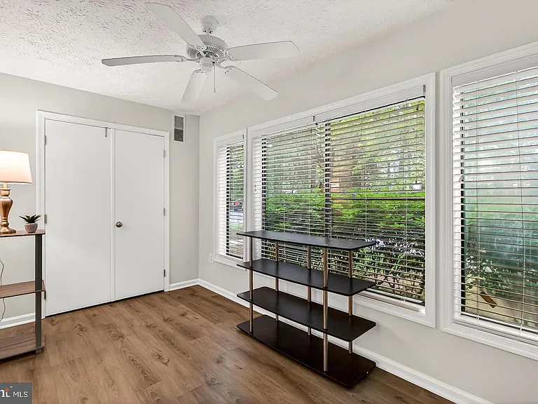 2251 Hunters Run Dr #2251 — Photo 16