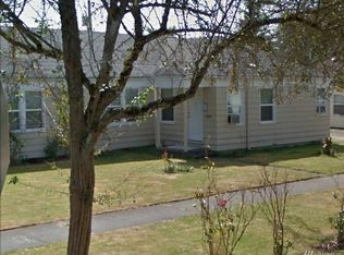 923 Broadway St, Longview, WA 98632