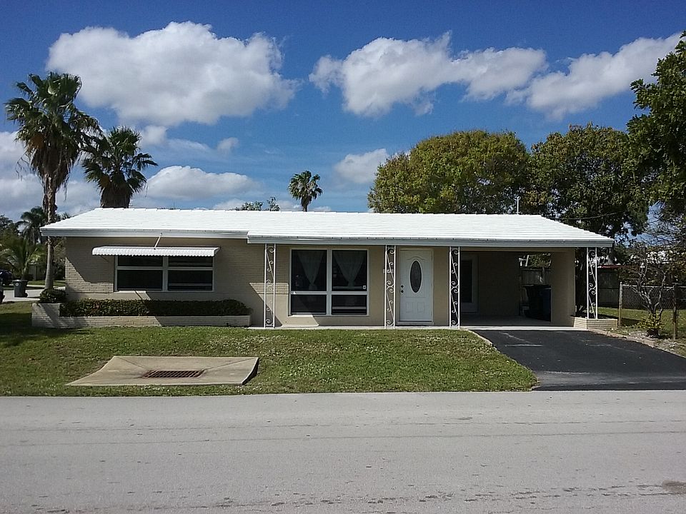 1st image of 121 NE 46th Ct