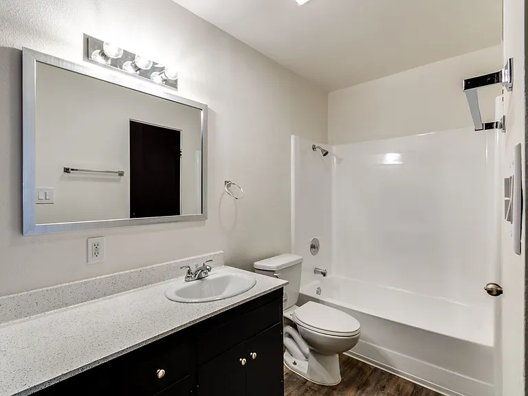 Antone Apartments — Photo 62