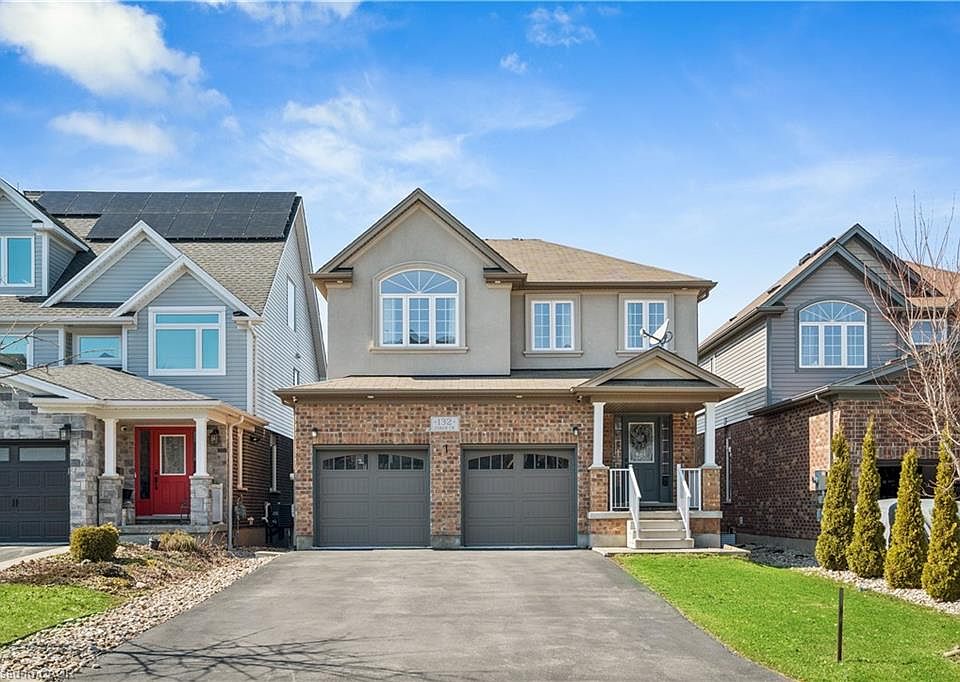 1st image of 132 Coker Cres