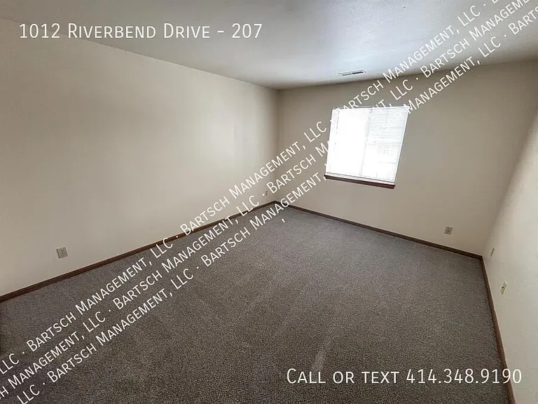 1012 Riverbend Dr #207 — Photo 11