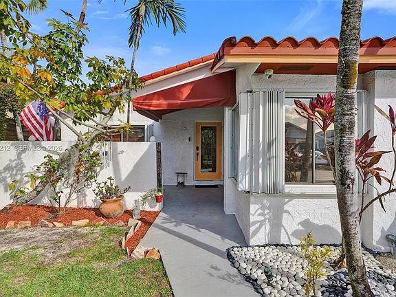 4th image of 3515 SW 113th Ct