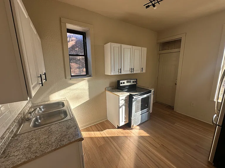 3934 Pennsylvania Ave #1 — Photo 7