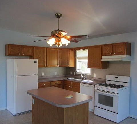 2nd image of 58 Pamela Dr