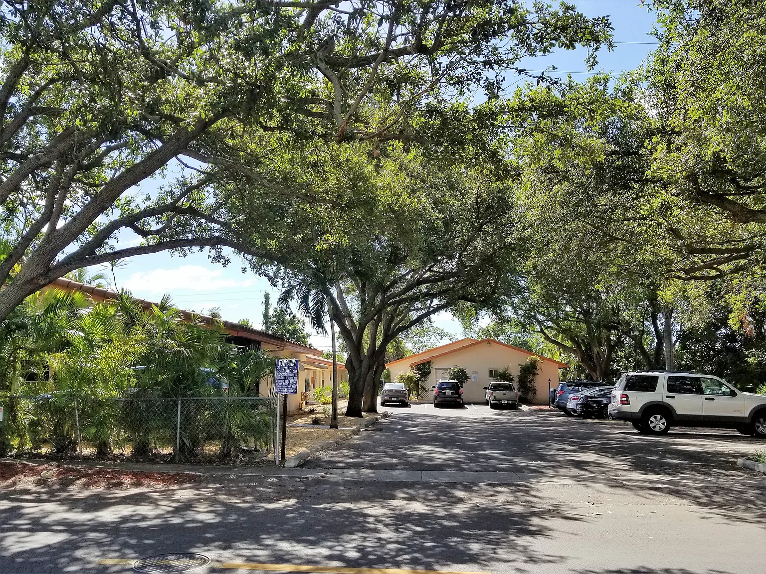 3 bed, 1110 sqft, $2,500 — Photo 3