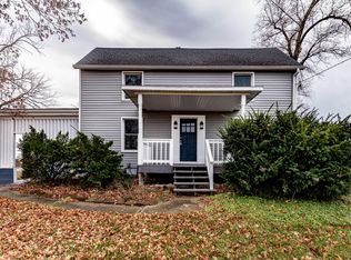 1410 Summit View Dr, Holts Summit, MO 65043