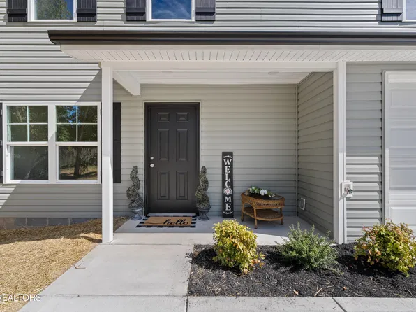 5606 Still Meadow Ln, Knoxville, TN 37918