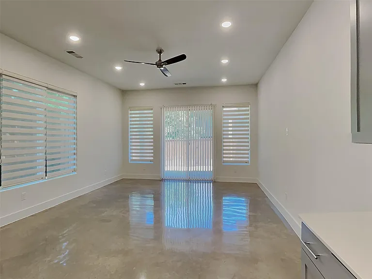 2343 Vagas St — Photo 20