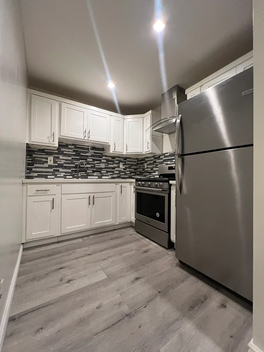 Building Photo - 1316 W Sunset Blvd #9
